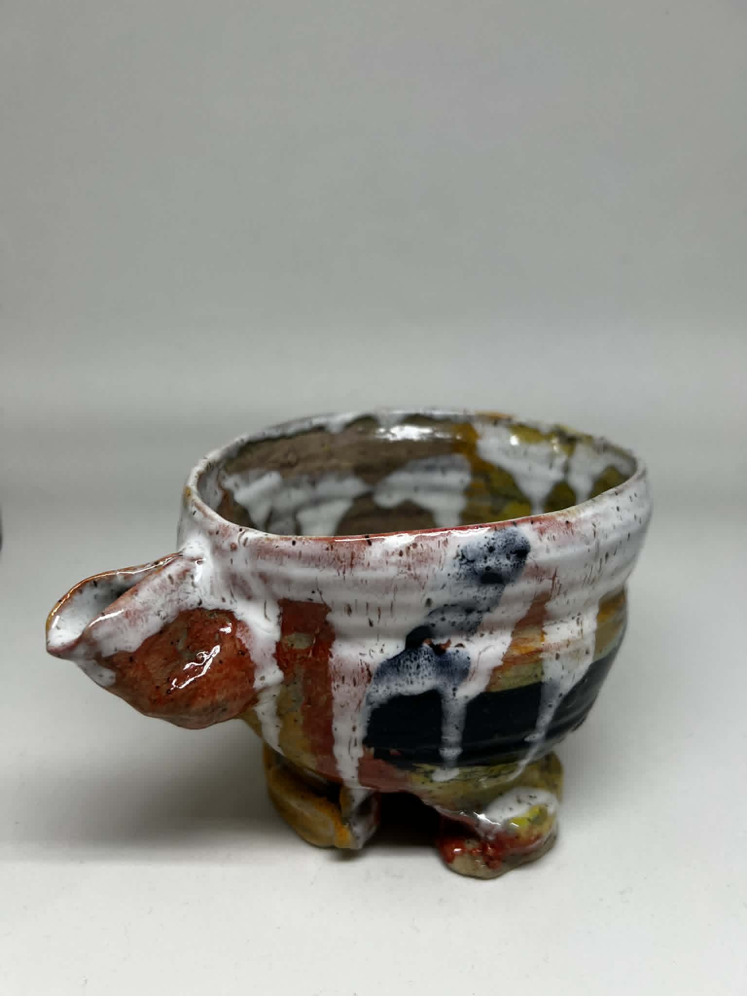spouted bowl